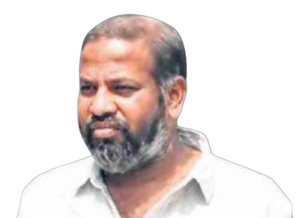అక్రమ వసూళ్ల ఆరోపణలు..